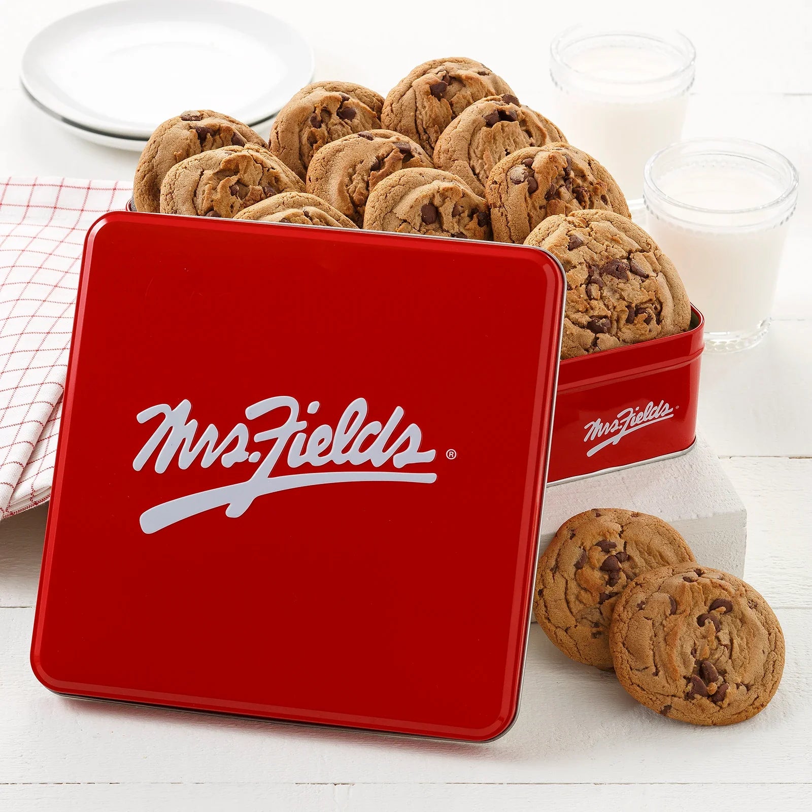 Dozen Semi-Sweet Chocolate Chip Original Cookie Signature Tin