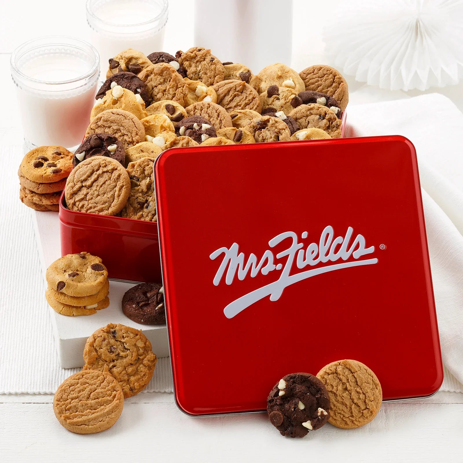 48 Nibblers® Bite-Sized Cookies Signature Tin